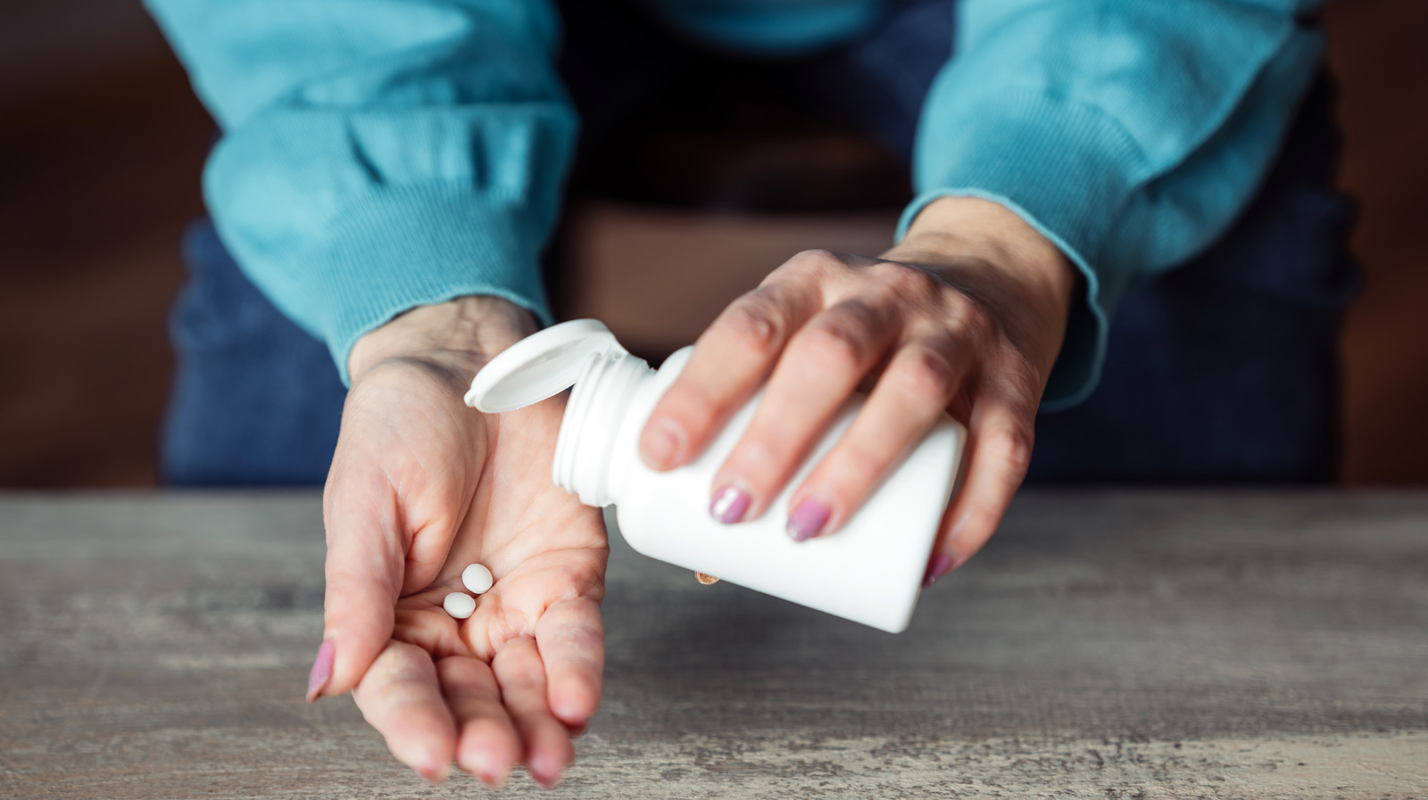 The Liquid You Should Take Your Ibuprofen With (And It's Not Water) - Health Digest