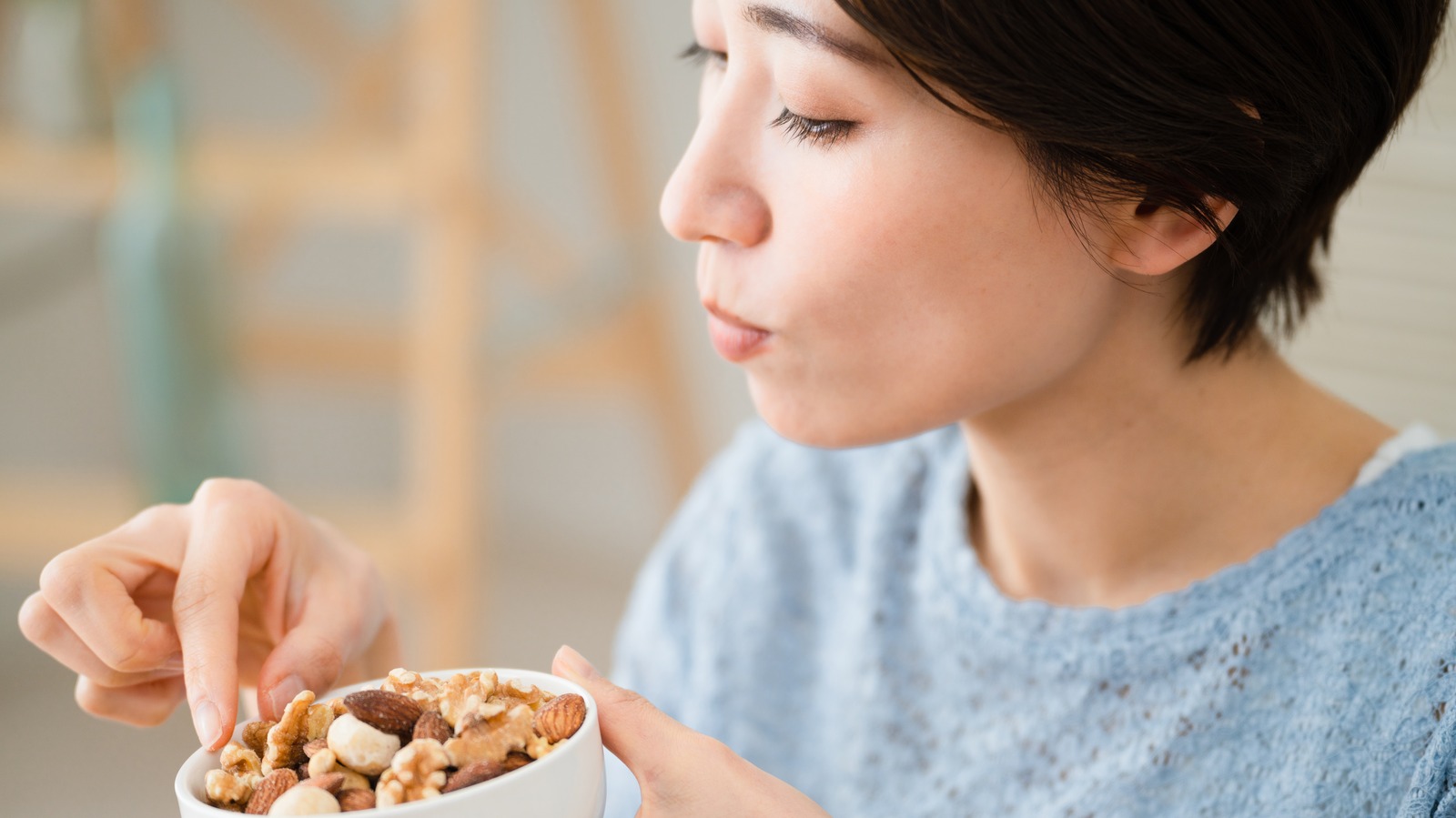When You Eat Cashews Every Day, This Is What Happens To Your Cholesterol - Health Digest
