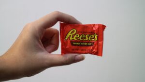 What’s Really Hiding In A Pack Of Reese’s Peanut Butter Cups – Health Digest