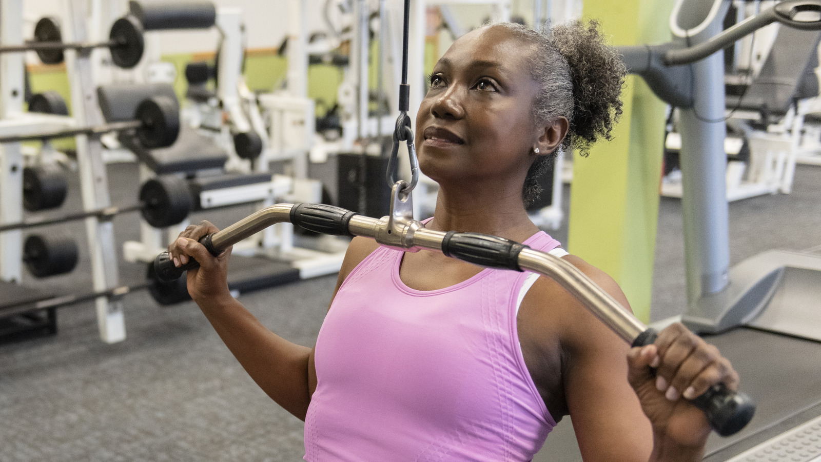 When Men And Women Over 50 Don't Lift Weights, This Is What Happens - Health Digest